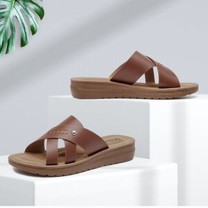 New SelenePair Women's Slip On Low Wedge Platform Sandals Sz 8